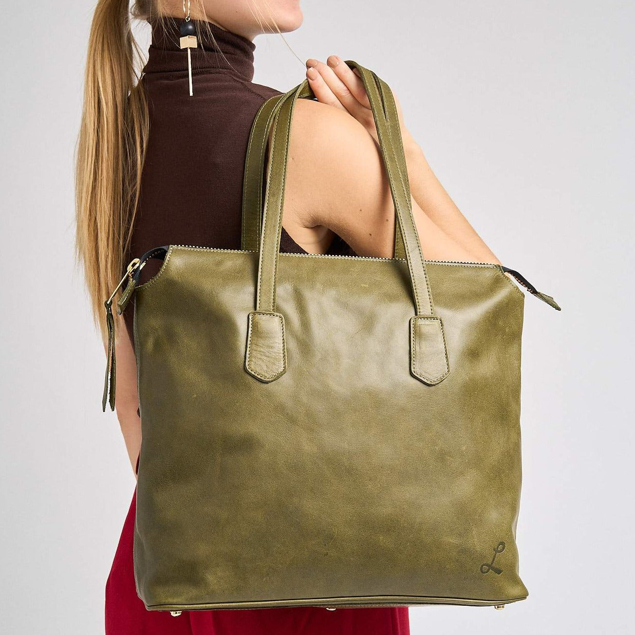 Women Moss Logo Tote Bag