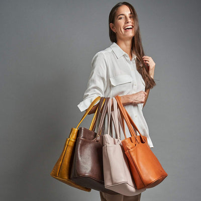 The Classic Tote - Brown
